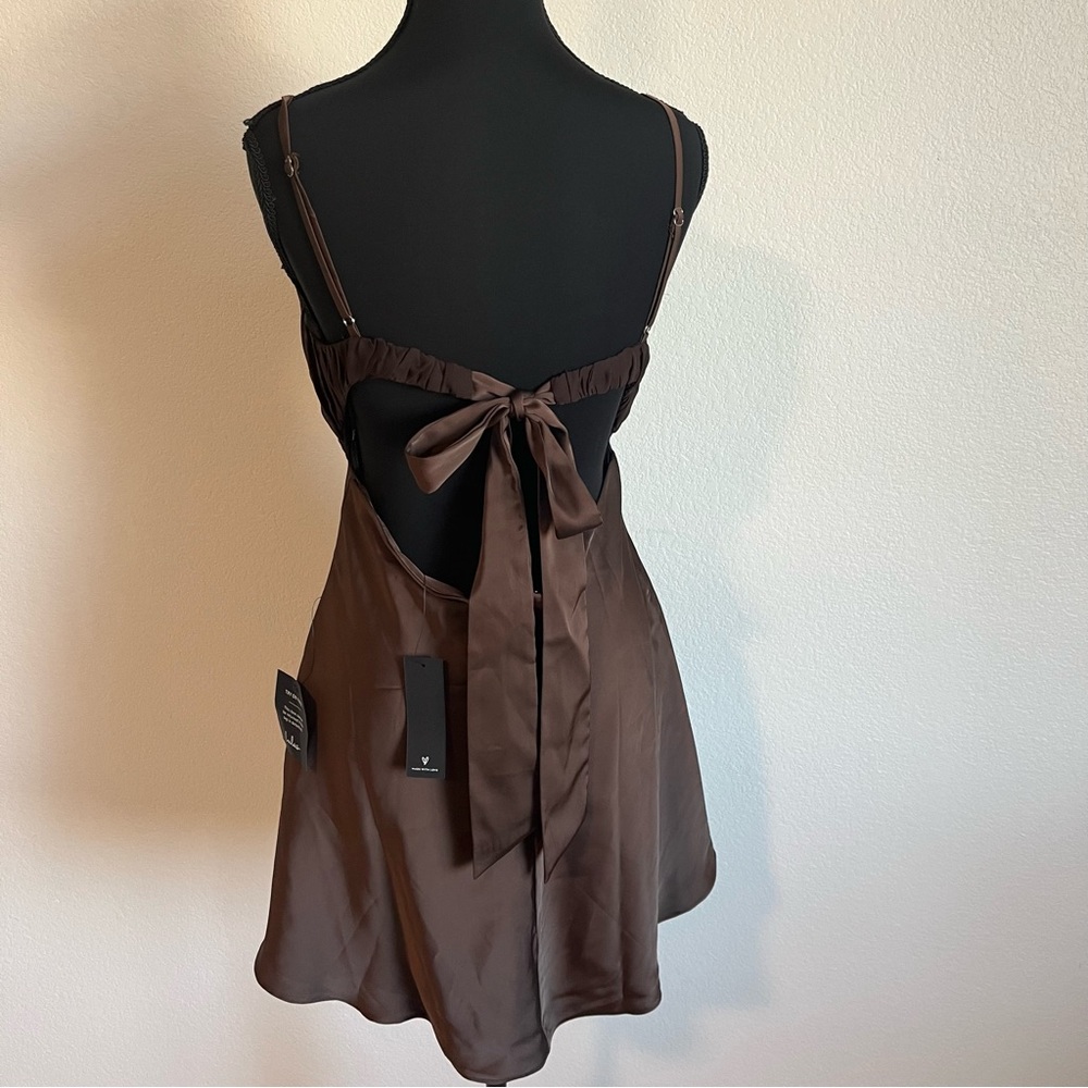 🆕Lulu's Jola Rich Chocolate Brown Satin Mini Dress Size M Tie back date night - Picture 3 of 13